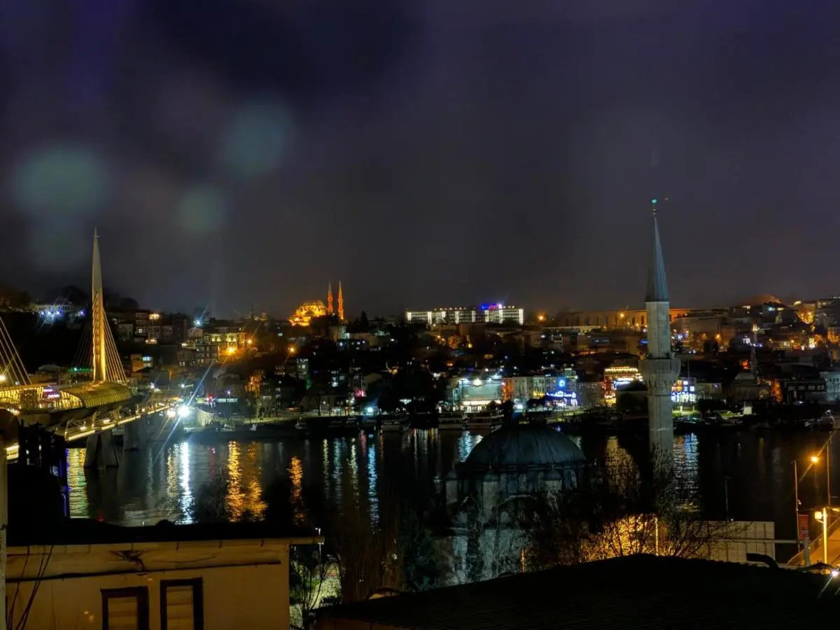 GALATAGREENAPPLEHOTEL