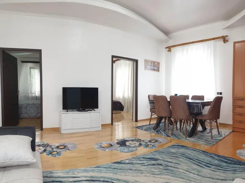 Nino's apartment-Isolated floor for rent