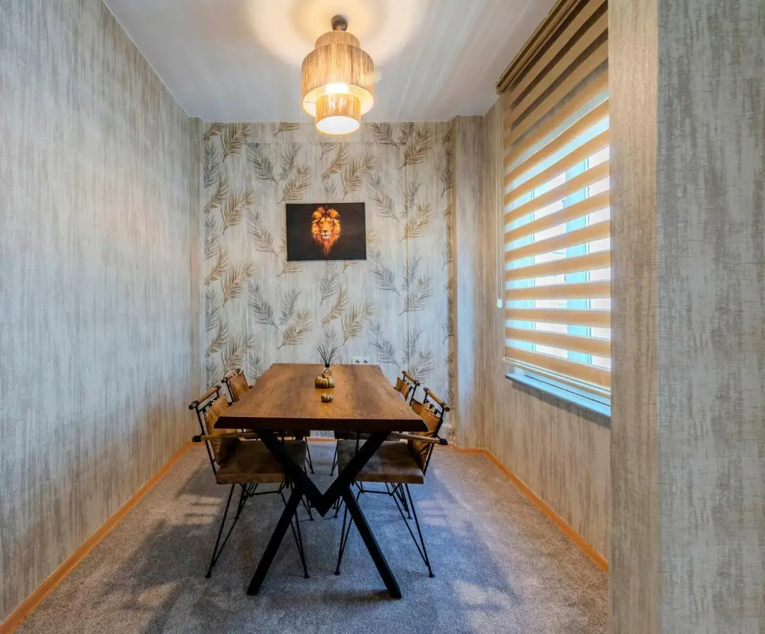 Palas Apartments