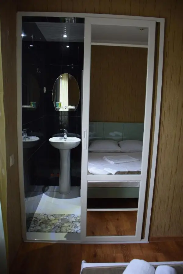 Crossway Tbilisi Hotel