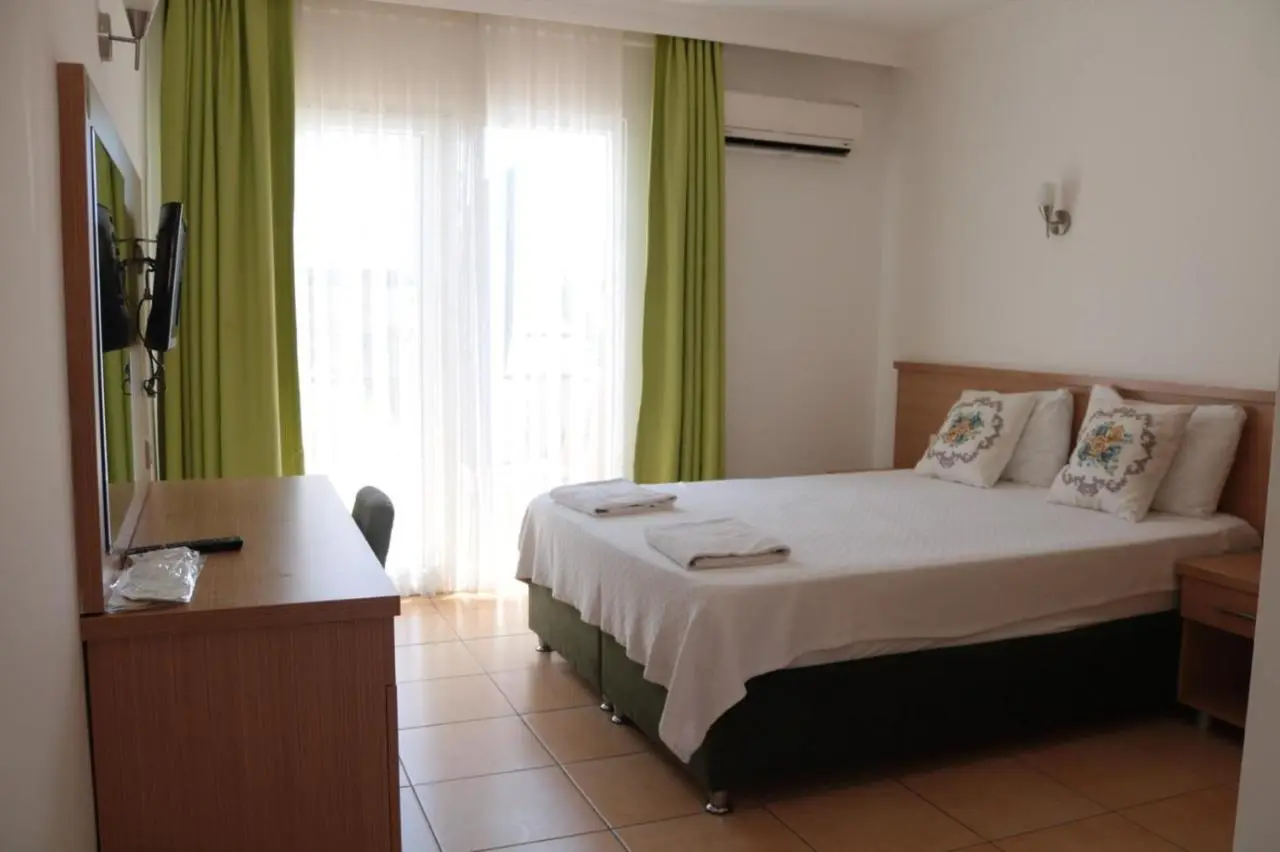 Taner Otel