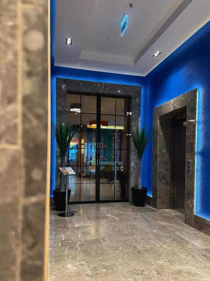 Axis Hotel