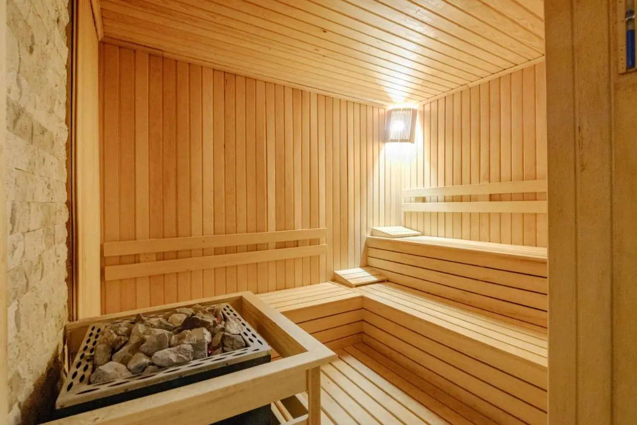 Laristone Suite Spa Hotel