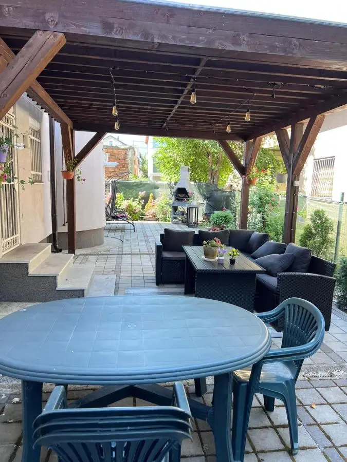Oasis Royal Apartments