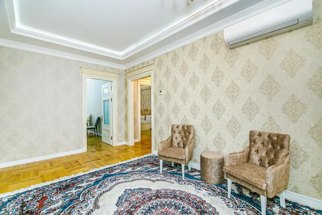 City Centre apartment on Nizami
