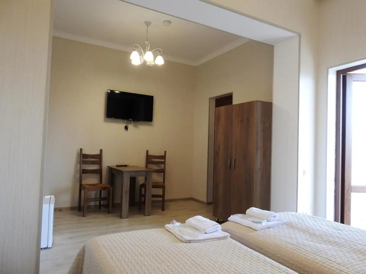 White Hotel Guesthouse