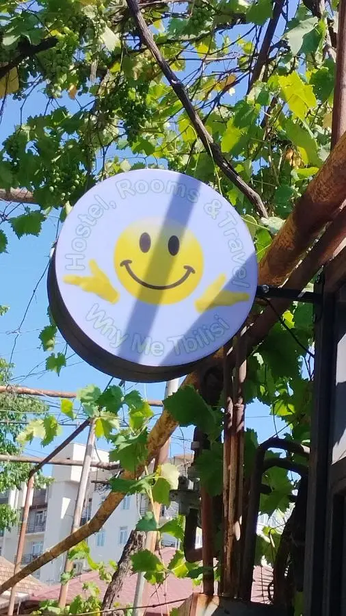 Why Me Eco-friendly Hostel - metro access