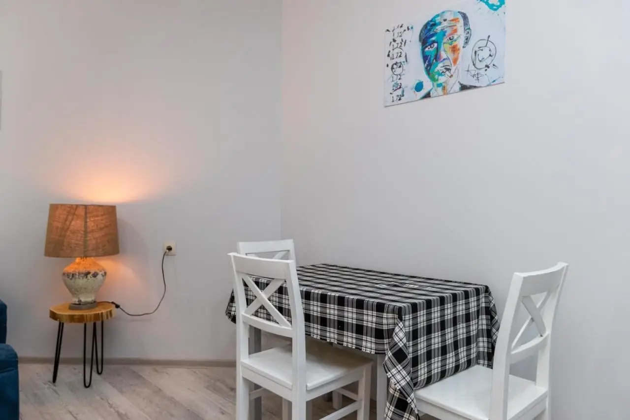 Giorgi's apartment