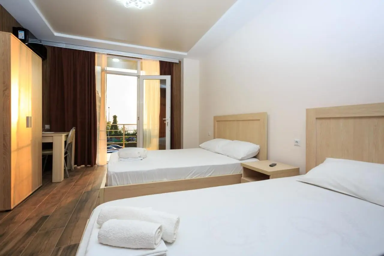 Guest House 99