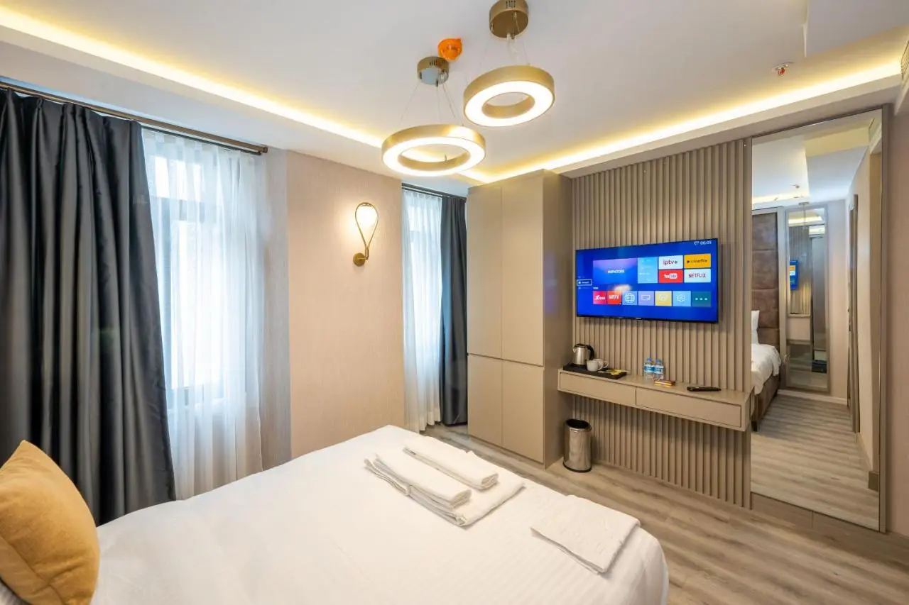 Massimo Hotel