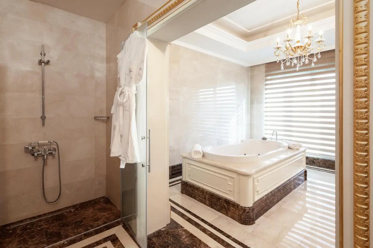 Crowne Plaza Istanbul Asia by IHG