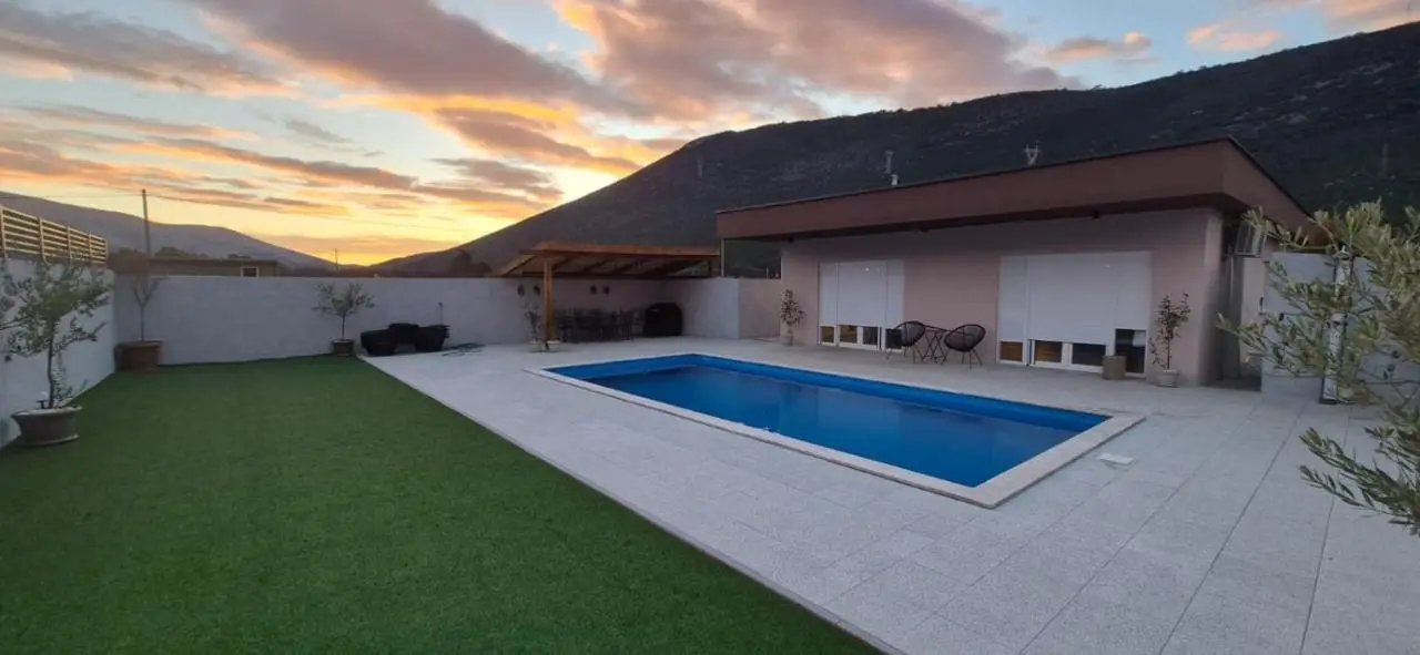 Villa LAKE Mostarsko jezero