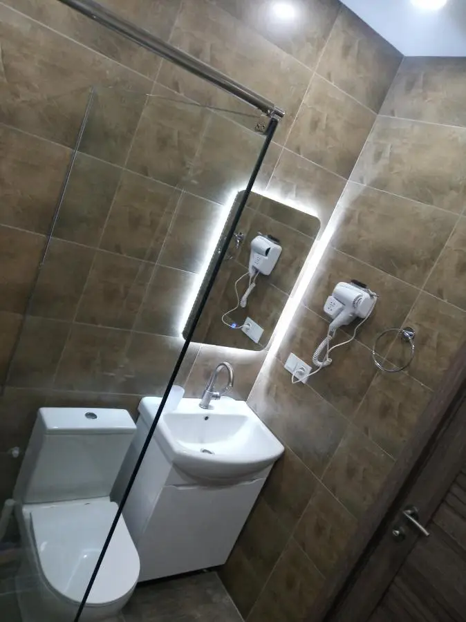 Roshka Apartment 307