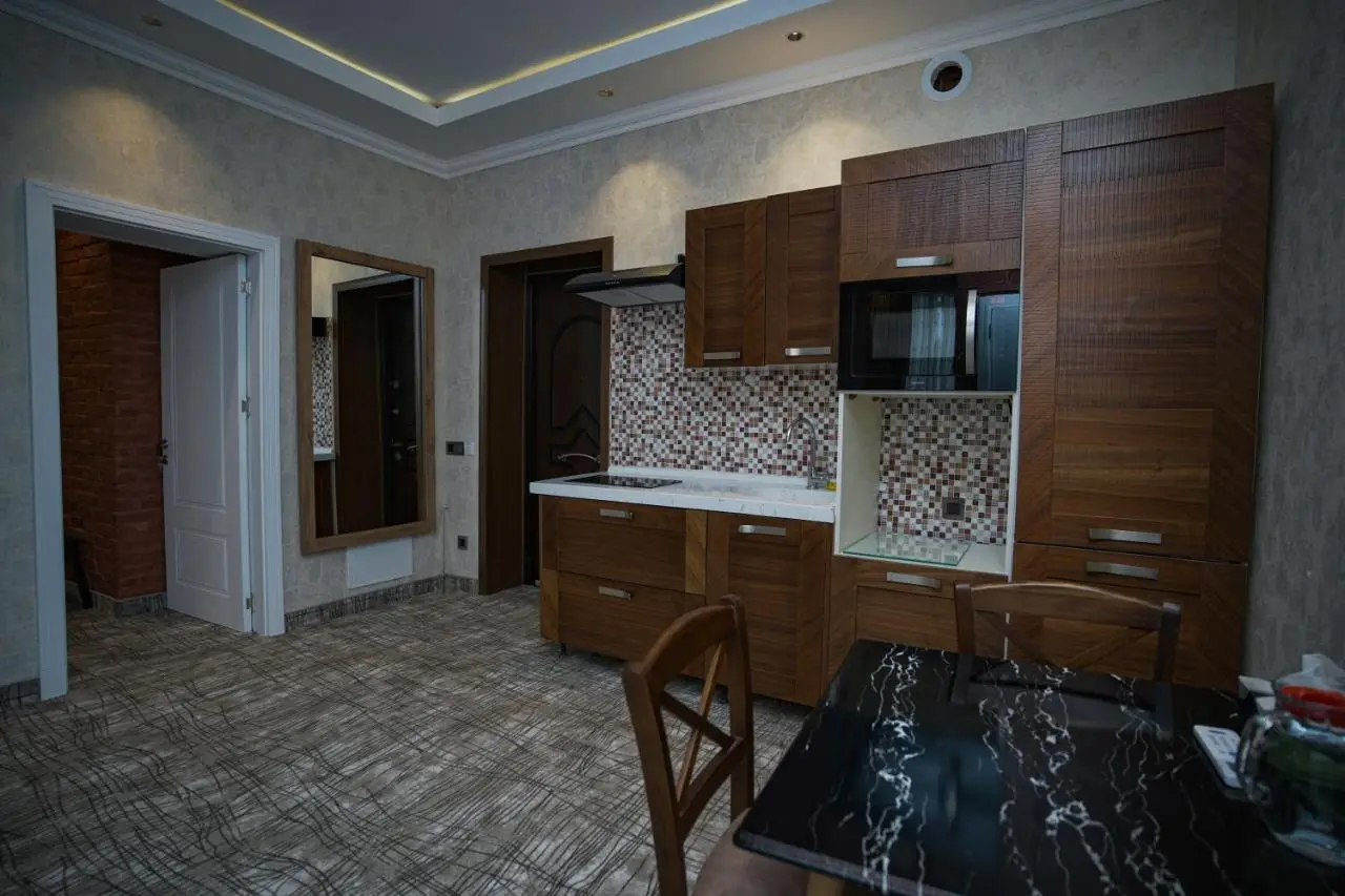 LakeSide Hotel & Spa