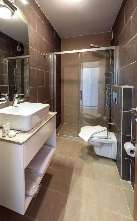 Mezzo Hotel