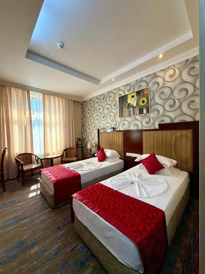 Royal Hotel