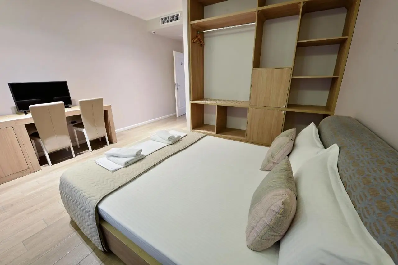 Alis Hotel