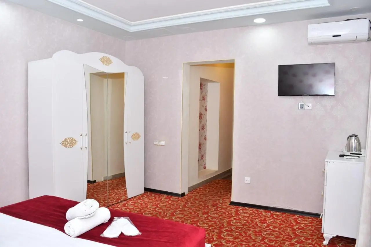Old Town Hotel