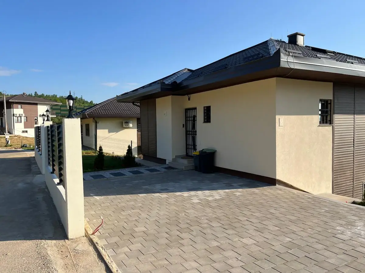 Sarajevo Pine House