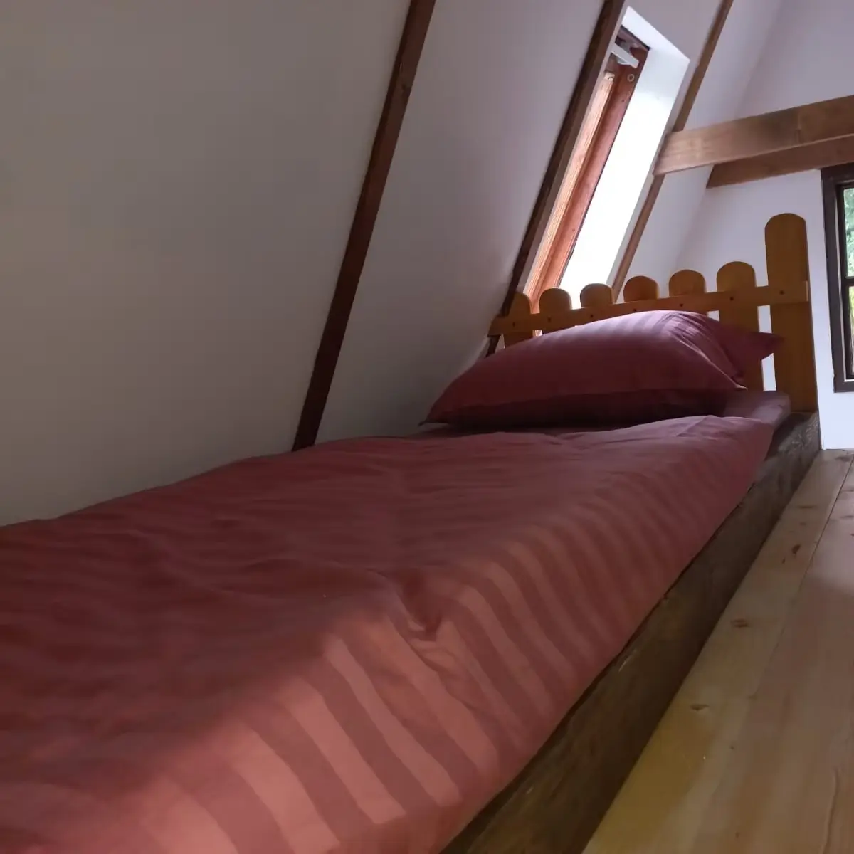 Irka Cottage | Solar A-Frame by Una National Park