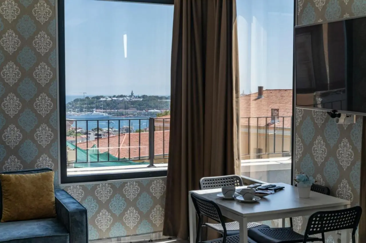 ROYAL TAKSIM SUITES