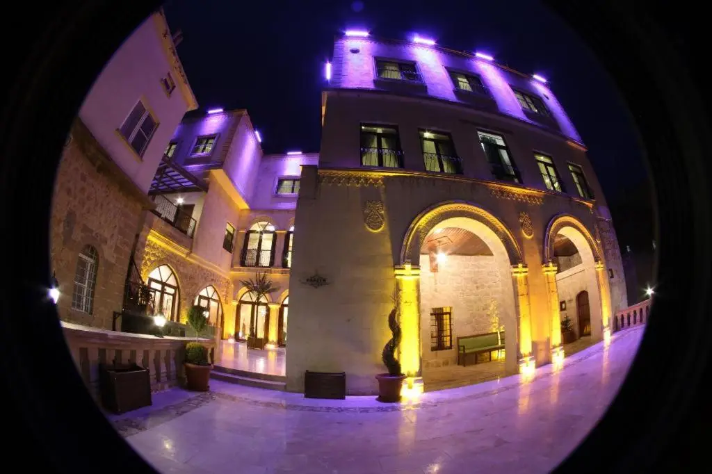 Tuğhan Hotel