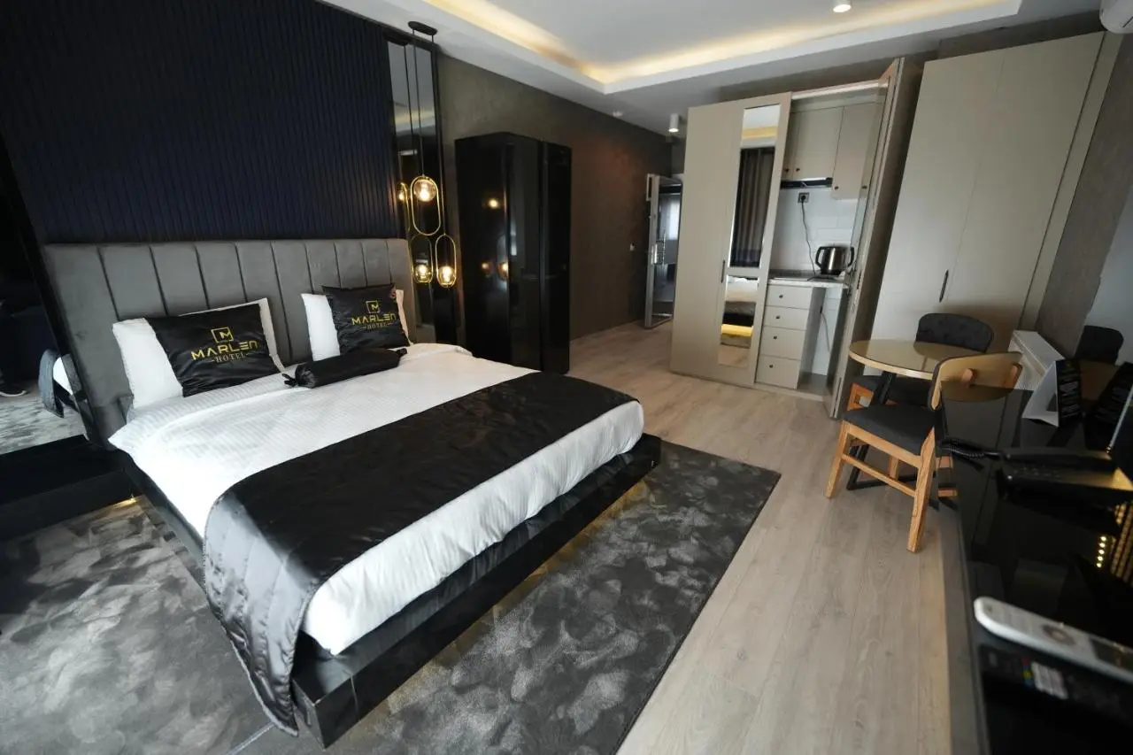 Marlen Hotel Bayraklı