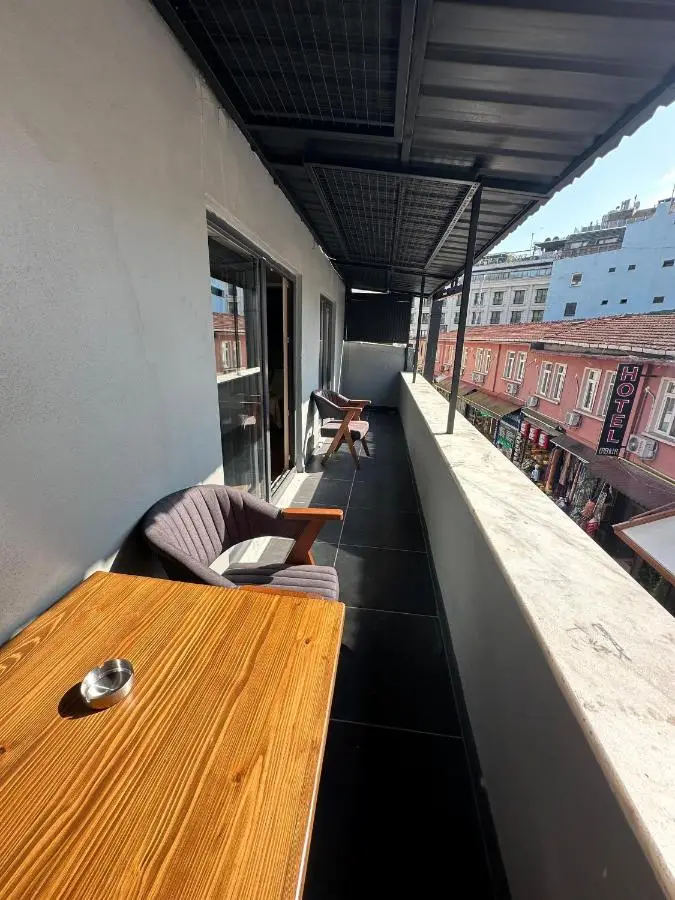 SkyLife OldCity Hotel