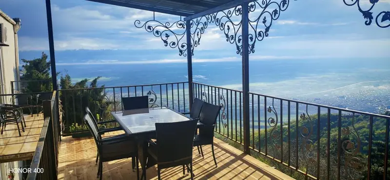 Abramichi Guest House