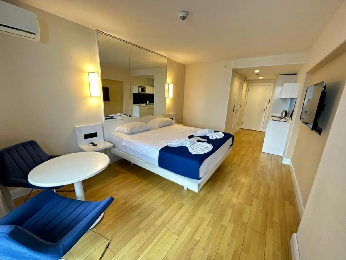 APART-HOTEL ORBI CITY