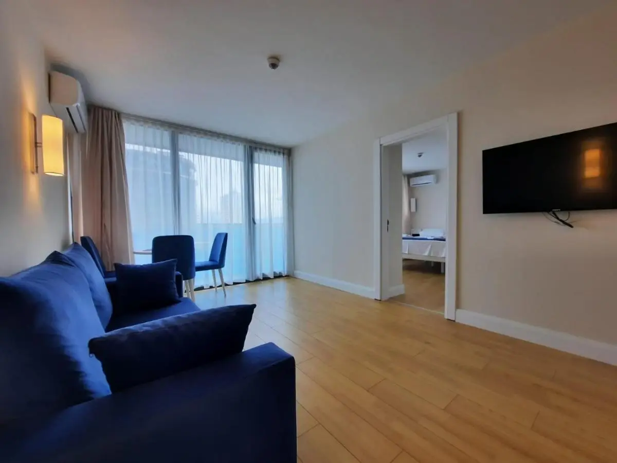 Aparthotel Orbi City sea view