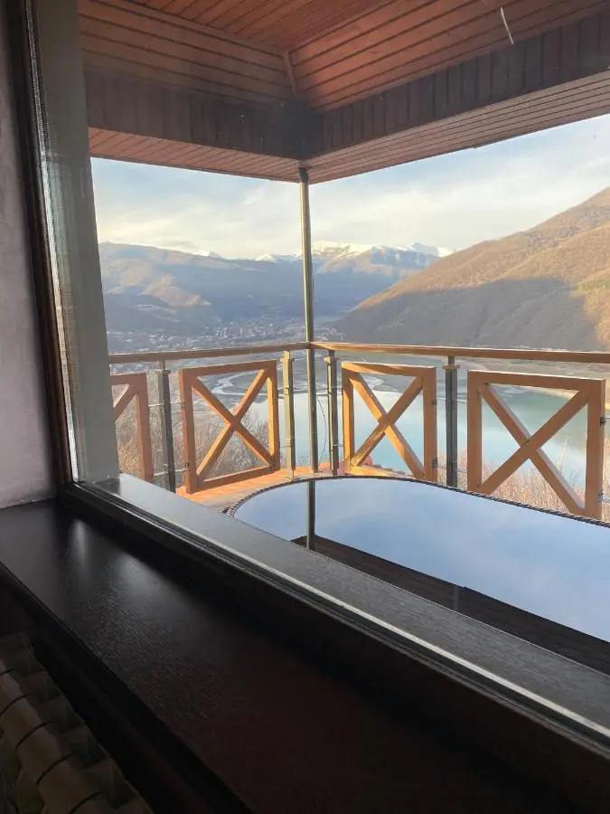 Hotel Ananuri