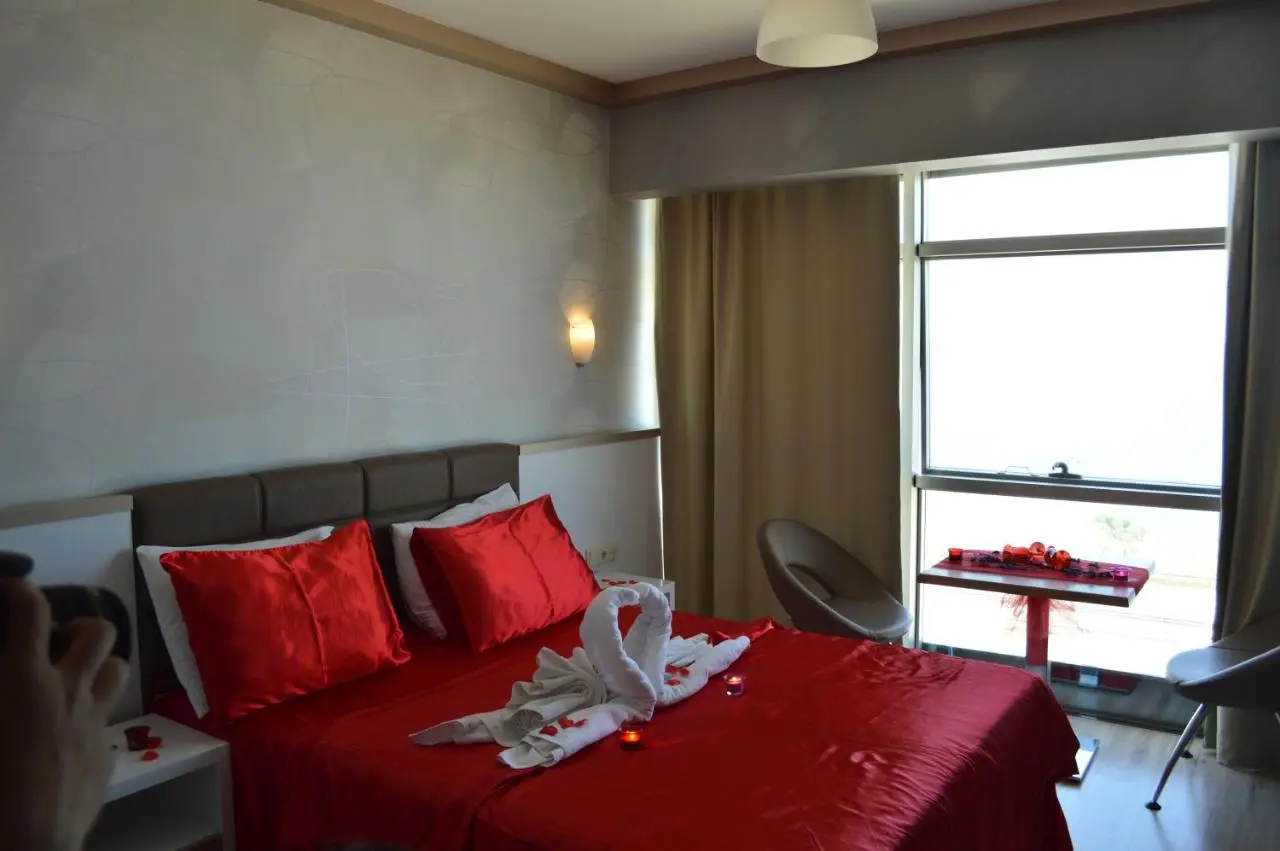 Bal Hotel