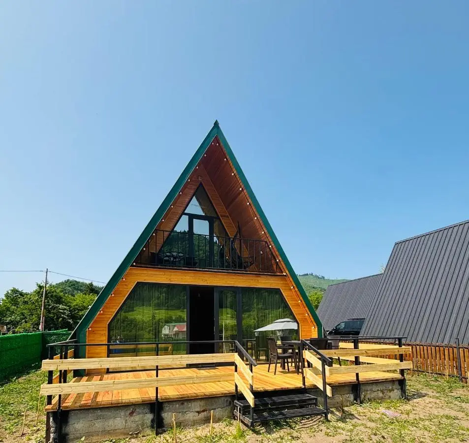 Wood cottage in Borjomi