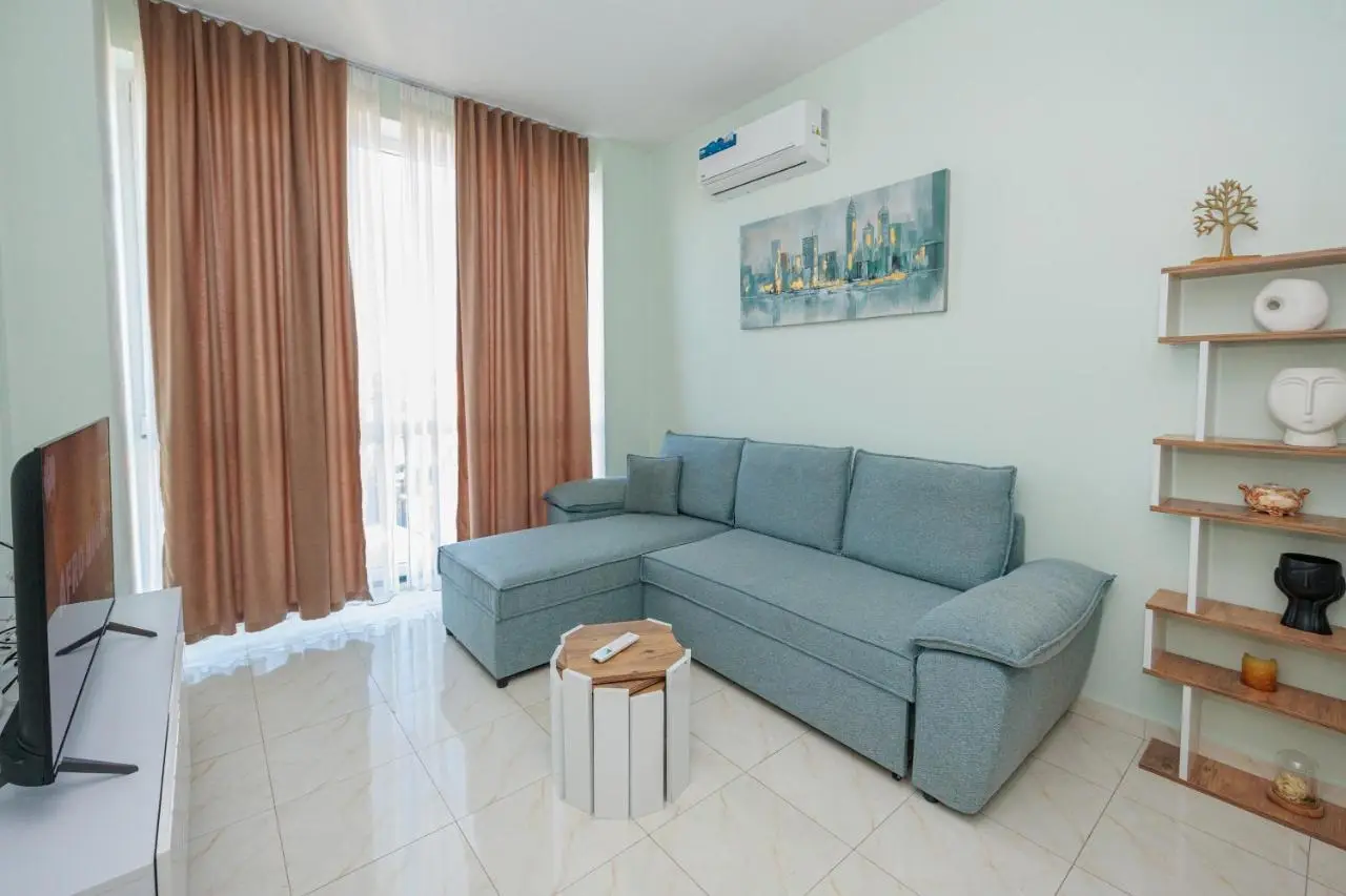 Luxury Apartment with Parking