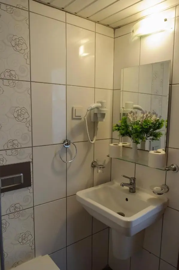 Afsin Hotel