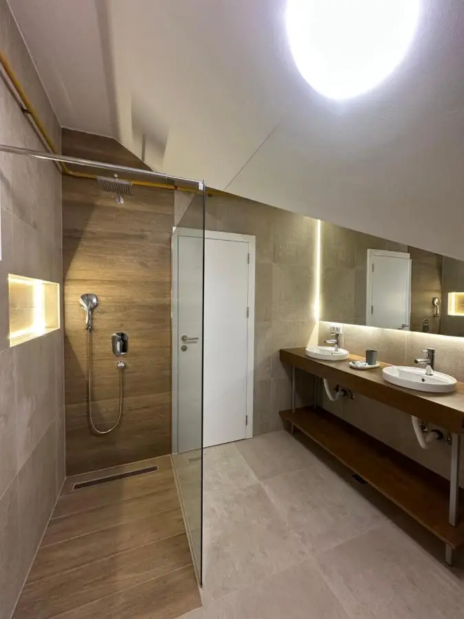 Kaizen's Central Apartments - Free Parking