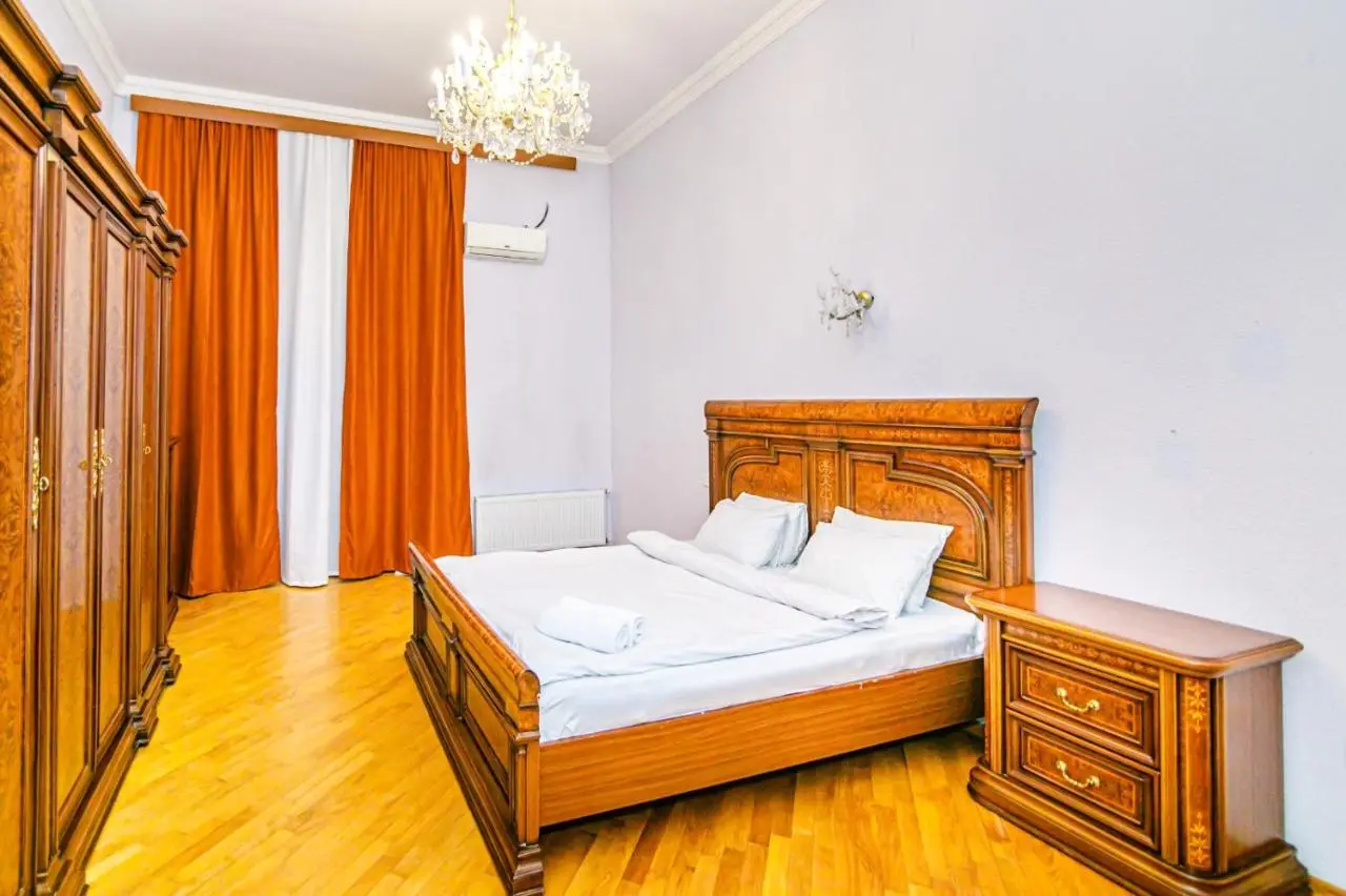 Apartment Hiss Lux