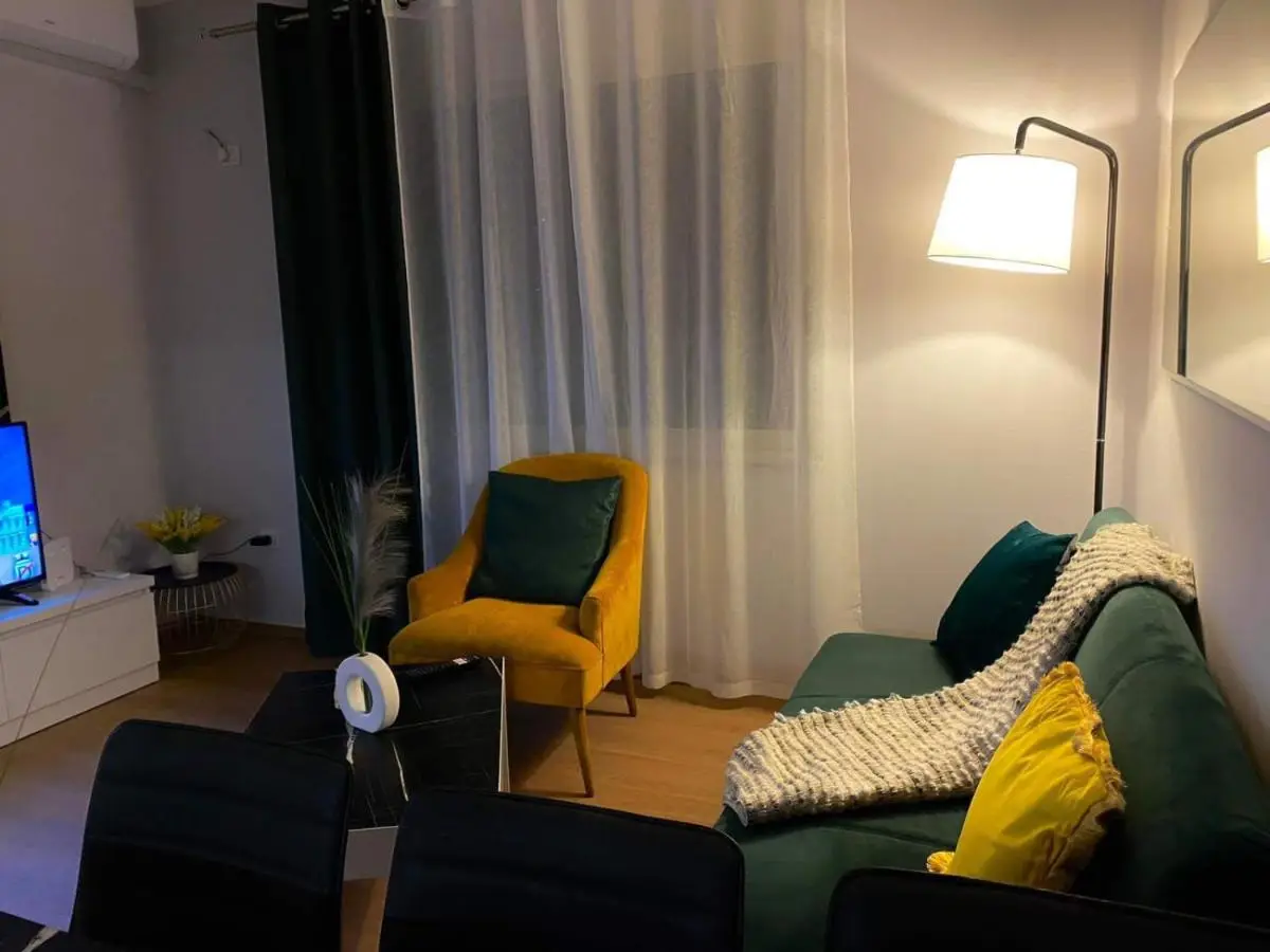 Signature apartment 11