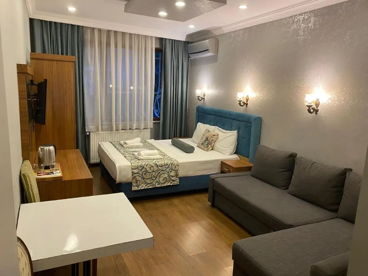 Riverland Suites Apart Hotel