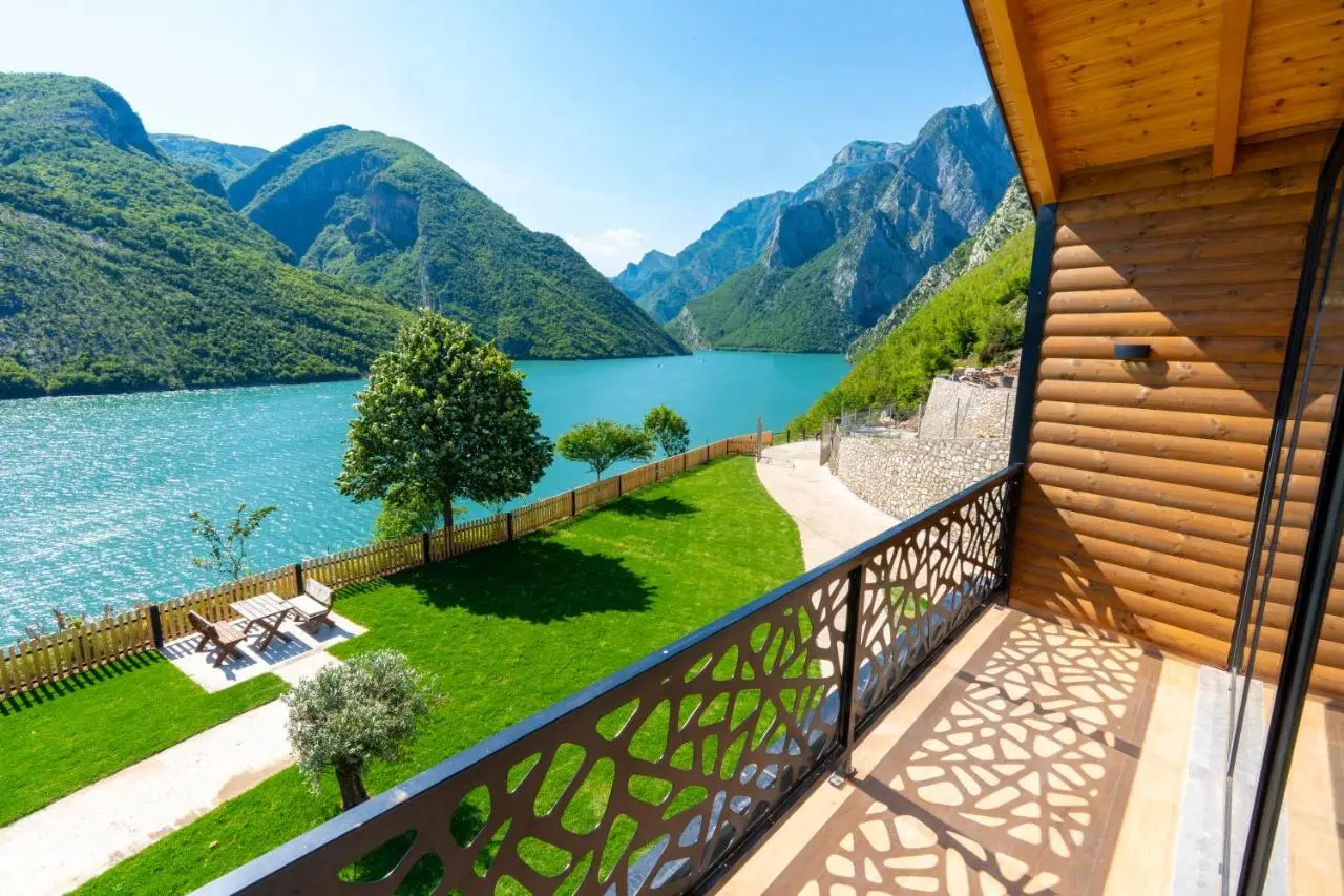 Hotel 5 Stinet