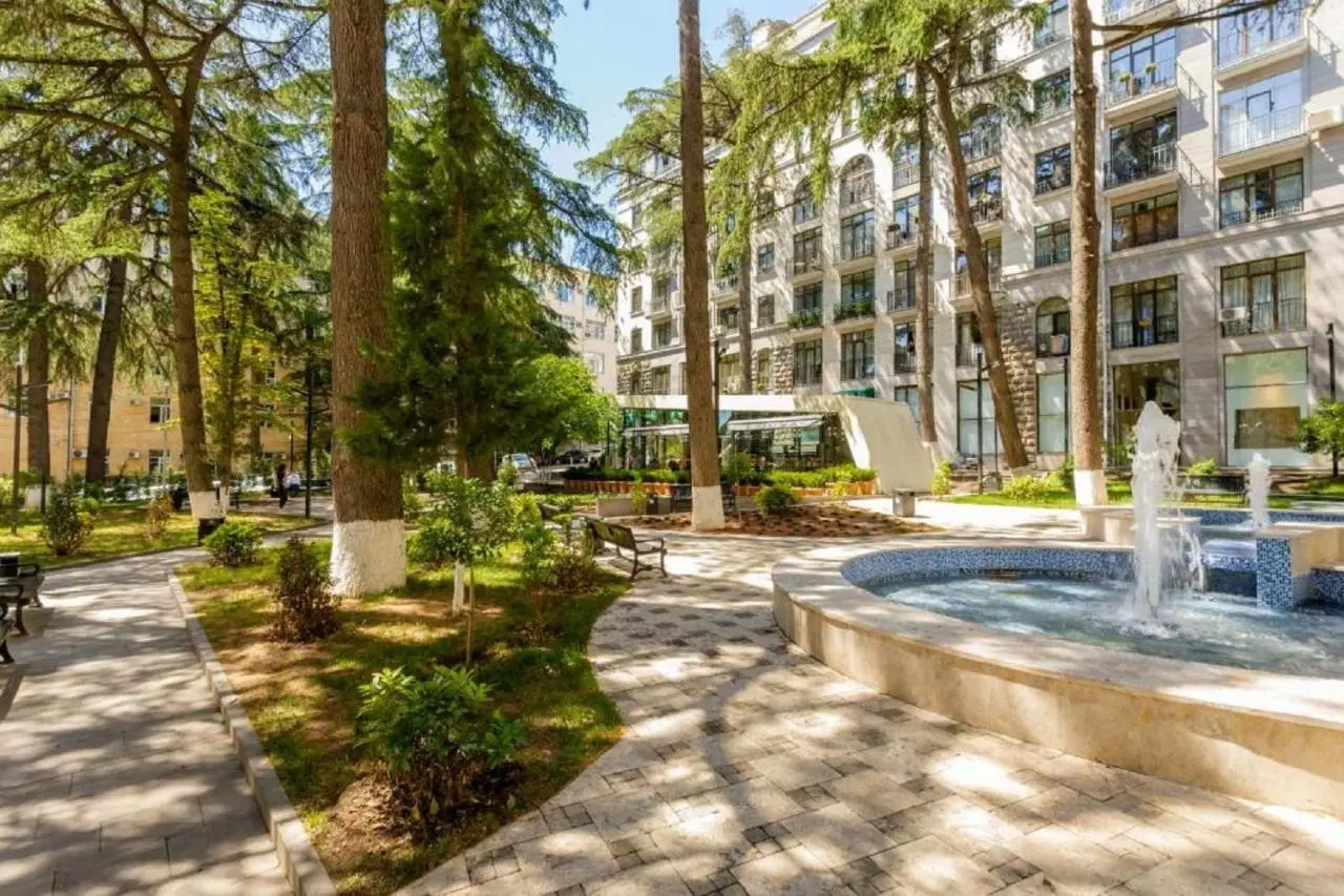 Freedom Square Apartment