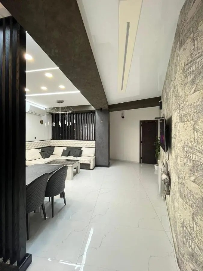 Luxury 6BR 240sqm Apartment in Vere Tower Perfect for Groups in Tbilisi