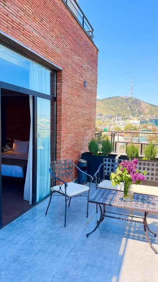 Bricks Hotel