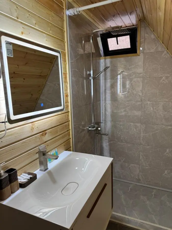 Oto Twins Cottages