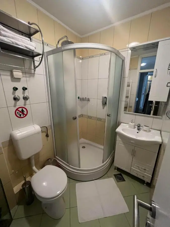 SASE Apartment