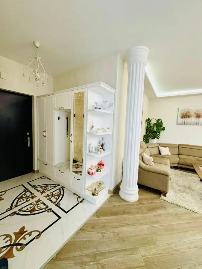 VIP BIG Apartment