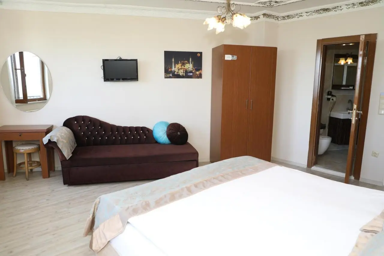 Seahouse Suites