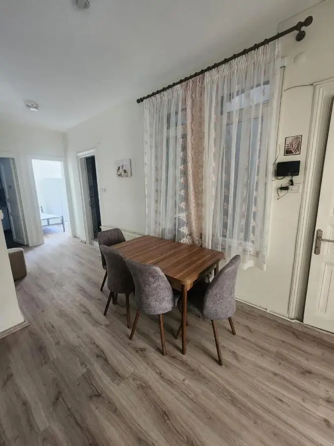 Nostalgia Apartment