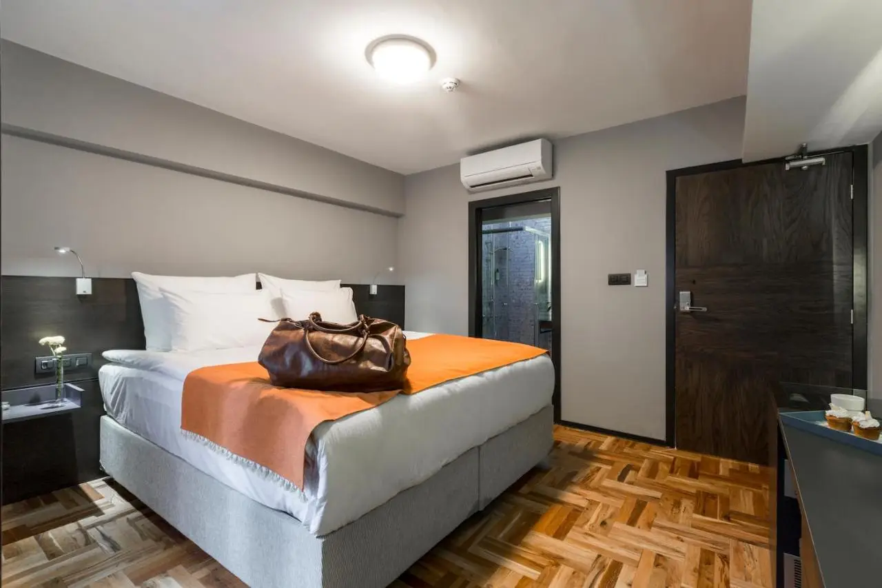 Lampa Design Hotel-Special Category